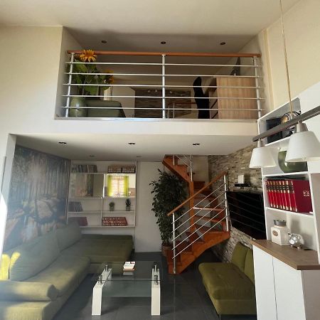Hiza Apartment Pula Luaran gambar