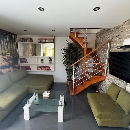 Hiza Apartment Pula Luaran gambar